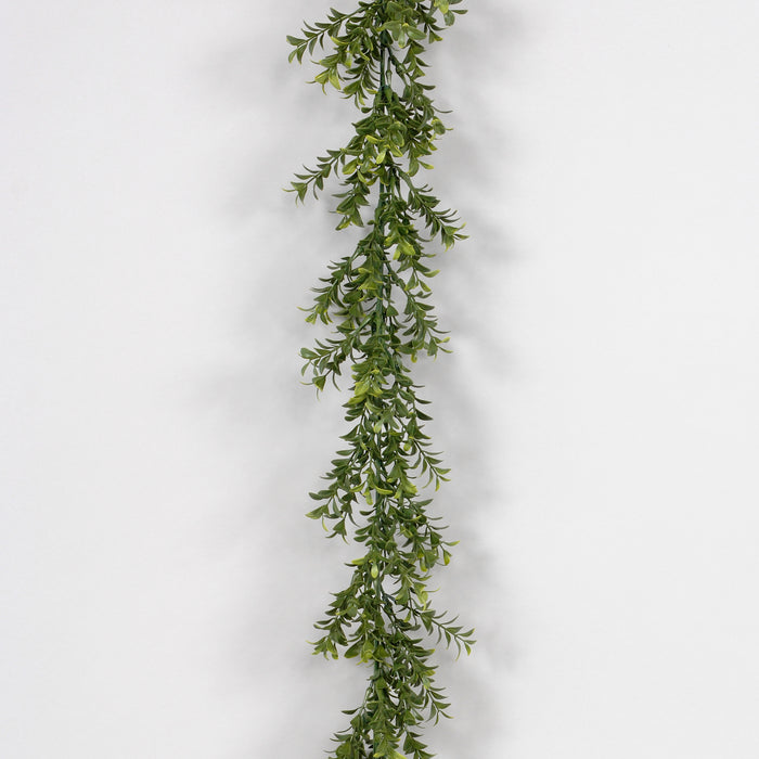 72" Boxwood Garland