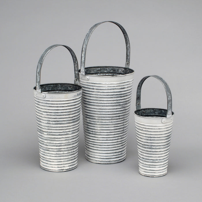 Tall Metal Ribbed Flower Pot W/Folding Handle